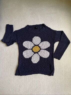 Cliché Couture Navy Crewneck Sweater with White Daisy and Yellow Center
